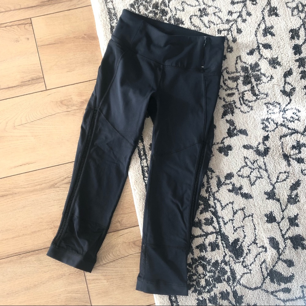 CALIA essential side interest Capri XS